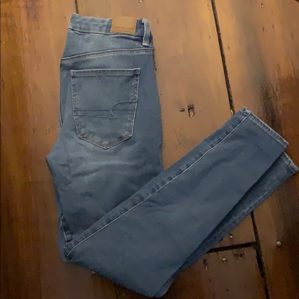 American Eagle High Rise Jeans